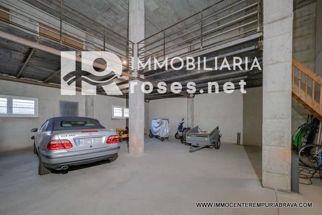 Restaurant/Bar til salg i Empuriabrava, Castelló d'Empúries med garage - € 270.000 (Ref: 9968615)
