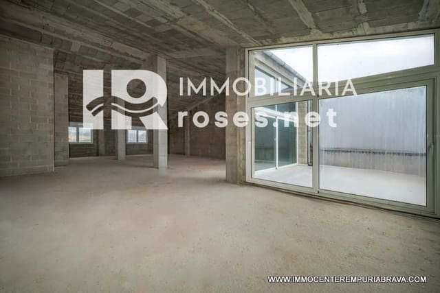 Restaurant/Bar til salg i Empuriabrava, Castelló d'Empúries med garage - € 270.000 (Ref: 9968615)