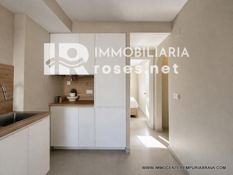 2 sovrum Lägenhet till salu i Empuriabrava med garage - 240 000 € (Ref: 9968617)