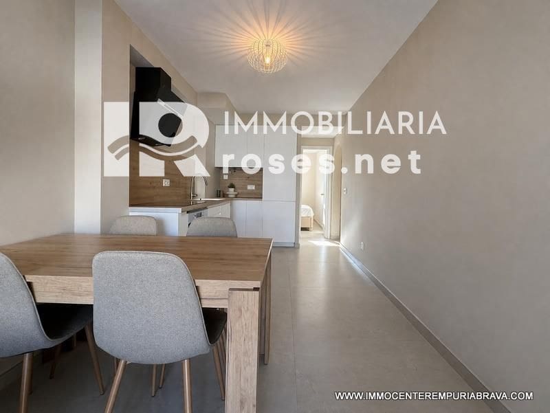 2 sovrum Lägenhet till salu i Empuriabrava med garage - 240 000 € (Ref: 9968617)
