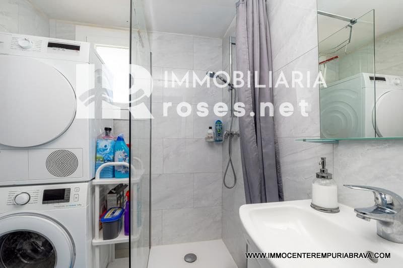 2 quarto Apartamento para venda em Empuriabrava com garagem - 139 000 € (Ref: 9968618)
