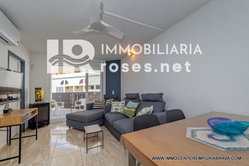 2 quarto Apartamento para venda em Empuriabrava com garagem - 139 000 € (Ref: 9968618)