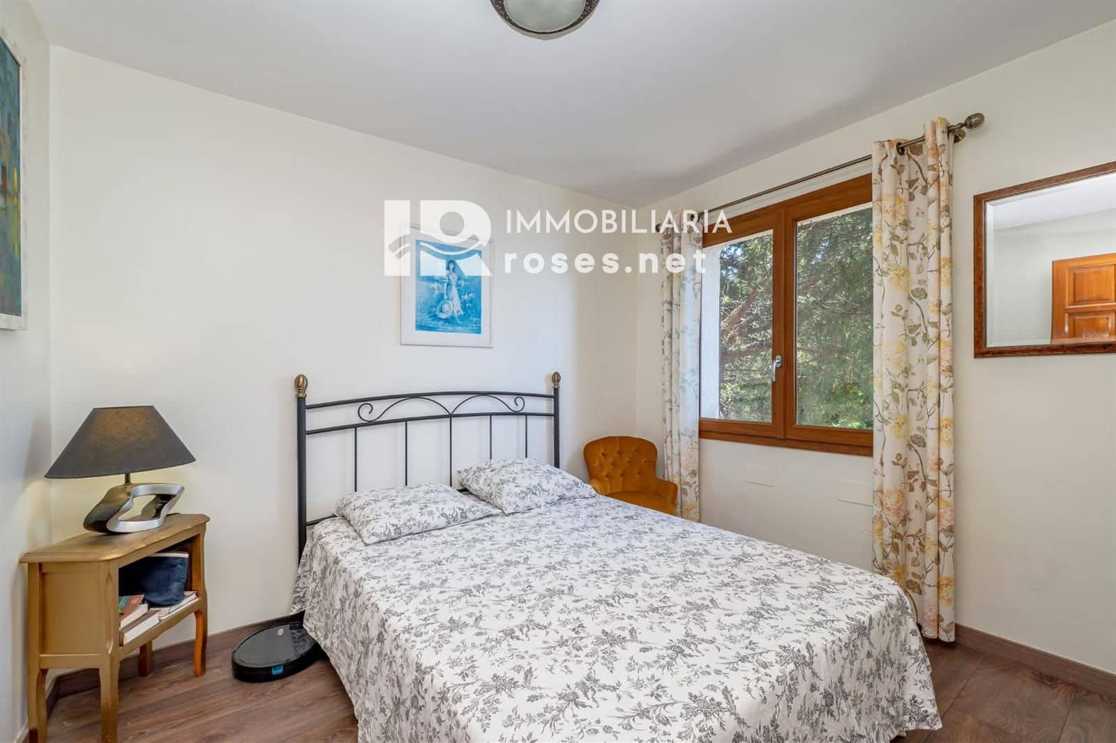5 bedroom Villa for sale in Roses - € 970,000 (Ref: 9968619)