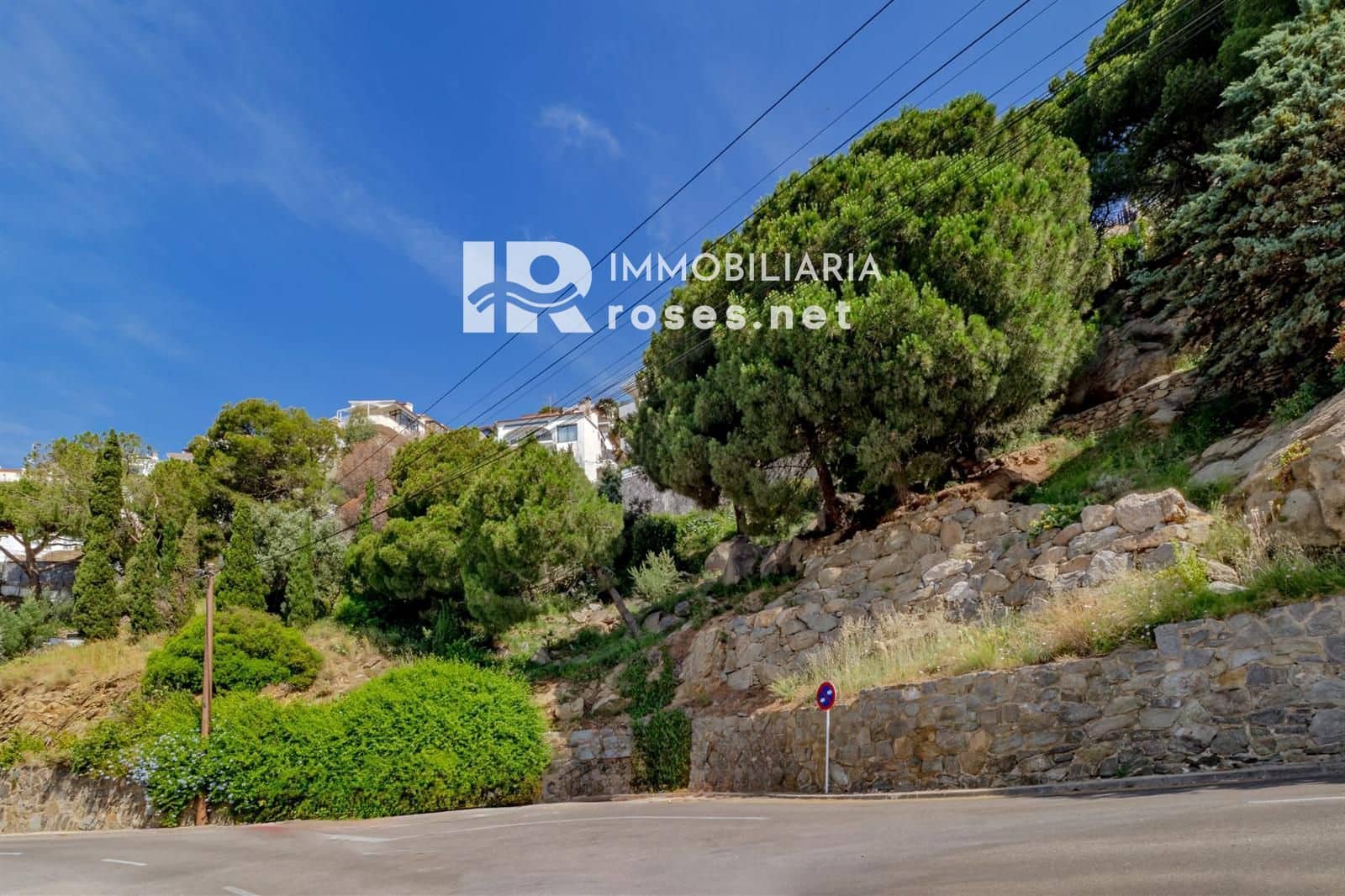 5 bedroom Villa for sale in Roses - € 970,000 (Ref: 9968619)