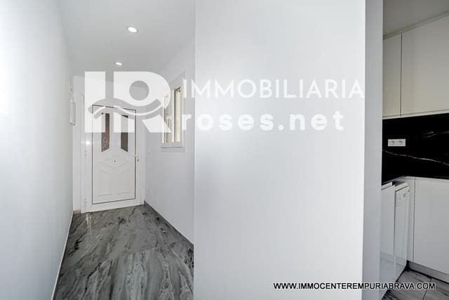 2 soveværelse Lejlighed til salg i Empuriabrava, Castelló d'Empúries - € 249.000 (Ref: 9968620)