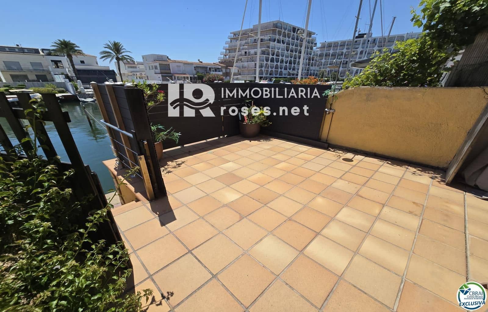 2 soveværelse Lejlighed til salg i Empuriabrava - € 349.000 (Ref: 9975676)