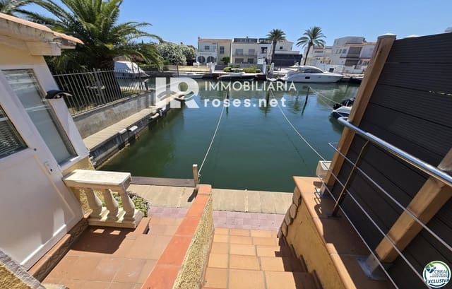 2 soveværelse Lejlighed til salg i Empuriabrava, Castelló d'Empúries - € 349.000 (Ref: 9975676)
