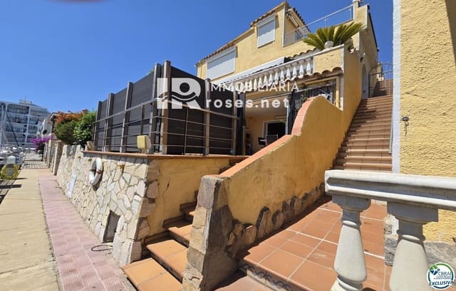 2 soveværelse Lejlighed til salg i Empuriabrava, Castelló d'Empúries - € 349.000 (Ref: 9975676)