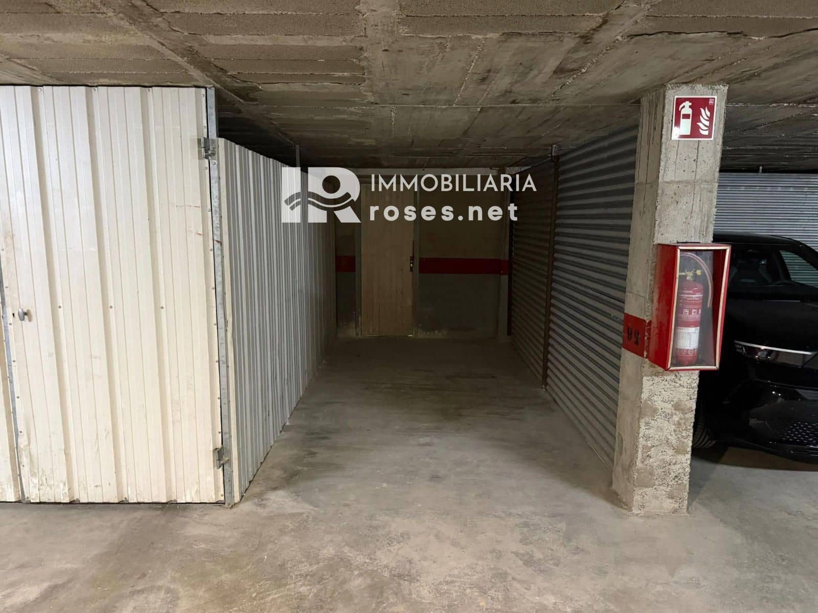 Garasje til salgs i Empuriabrava - € 24 000 (Ref: 9981564)