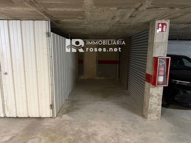 Garasje til salgs i Empuriabrava, Castelló d'Empúries - € 24 000 (Ref: 9981564)