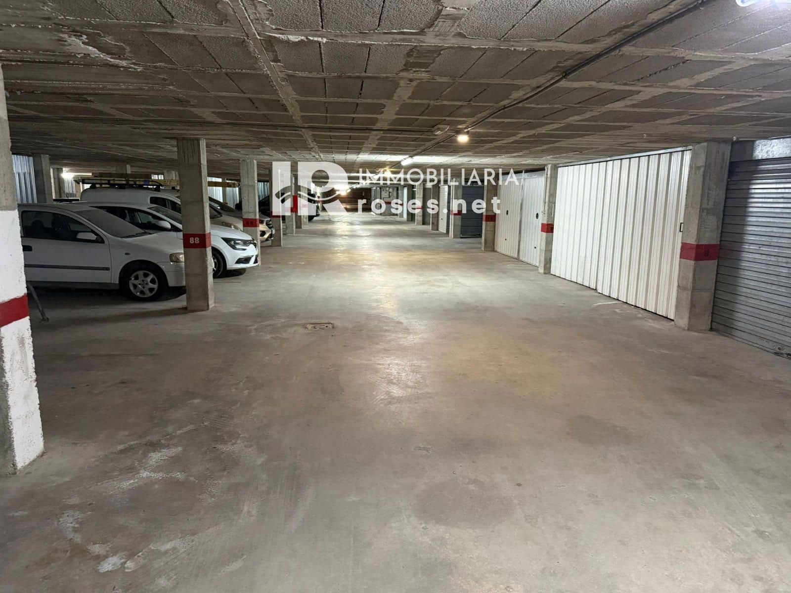 Garasje til salgs i Empuriabrava - € 24 000 (Ref: 9981564)