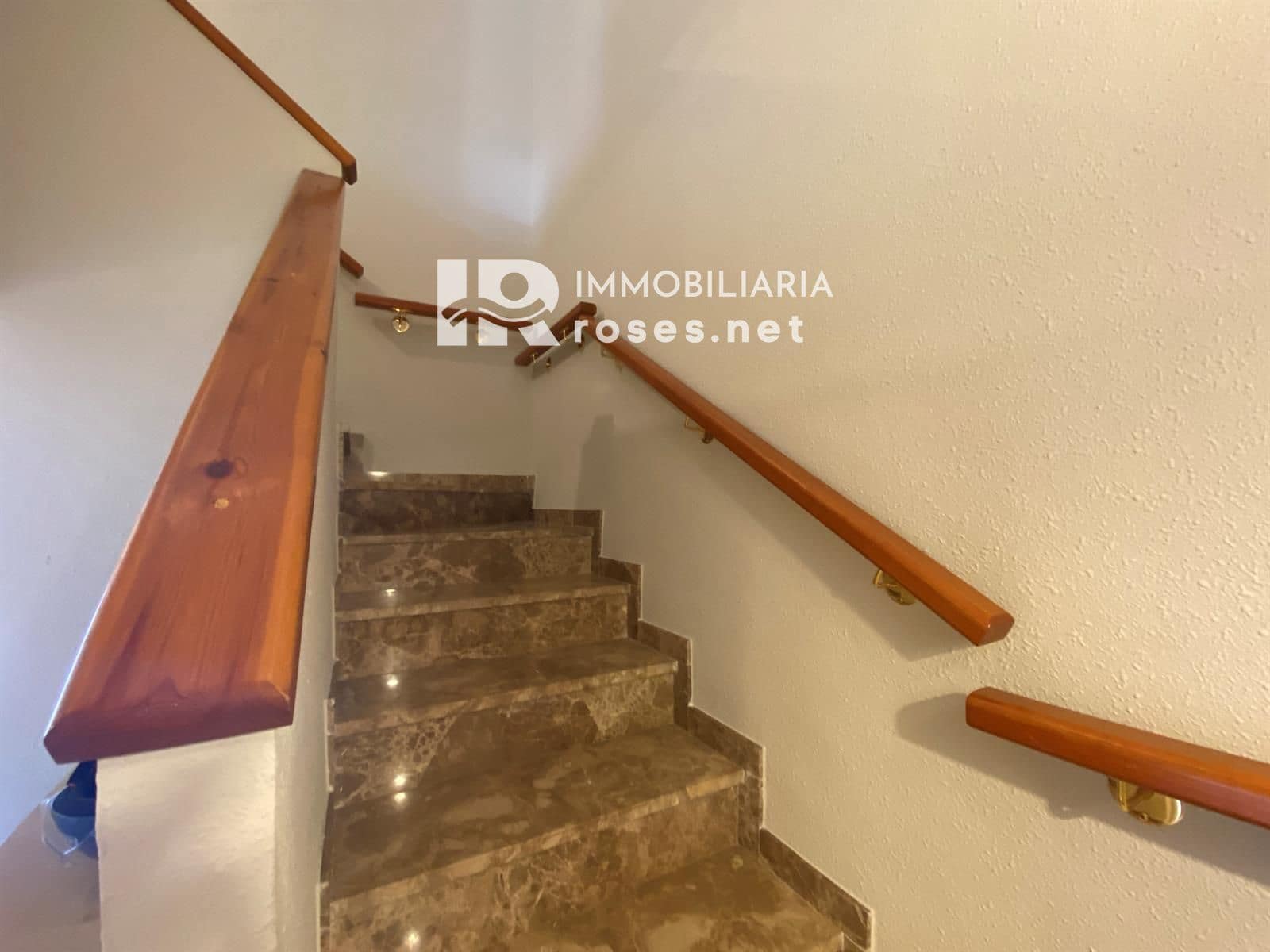 4 soverom Villa til salgs i Roses - € 390 000 (Ref: 9983253)