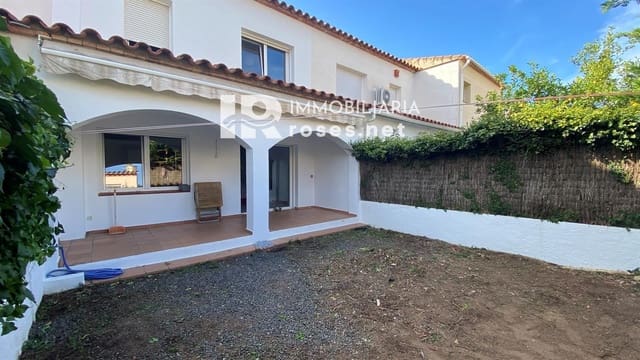 4 soverom Villa til salgs i Roses - € 390 000 (Ref: 9983253)