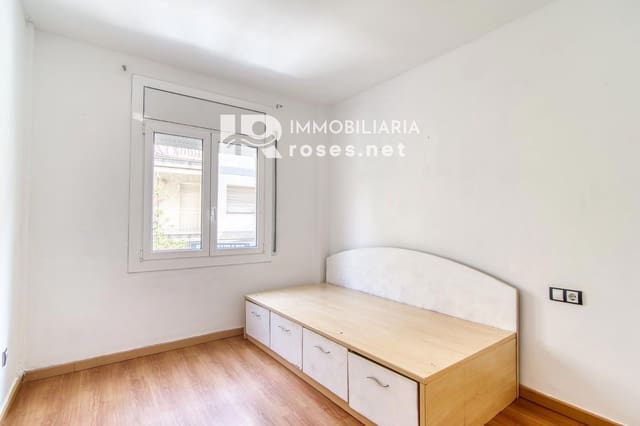 2 soverom Leilighet til salgs i Roses - € 175 000 (Ref: 9983254)