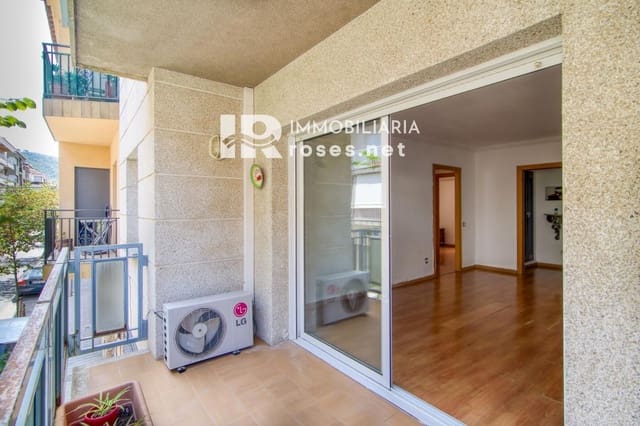 2 soverom Leilighet til salgs i Roses - € 175 000 (Ref: 9983254)
