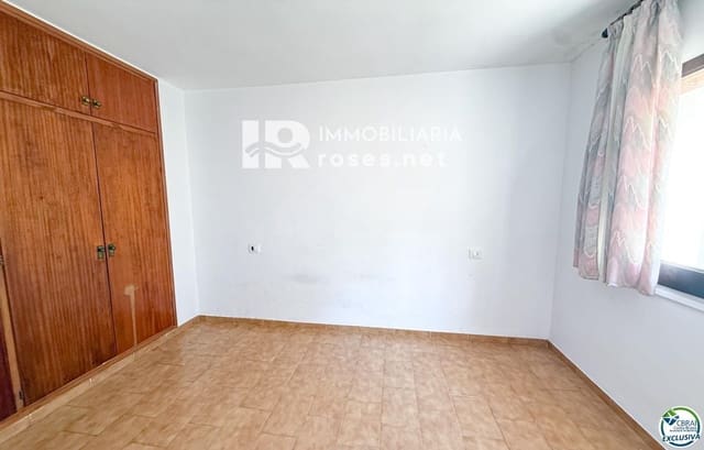 3 soveværelse Lejlighed til salg i Roses - € 209.000 (Ref: 9985230)