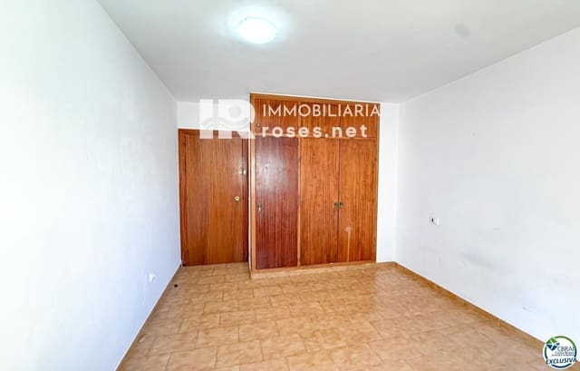 3 soveværelse Lejlighed til salg i Roses - € 209.000 (Ref: 9985230)