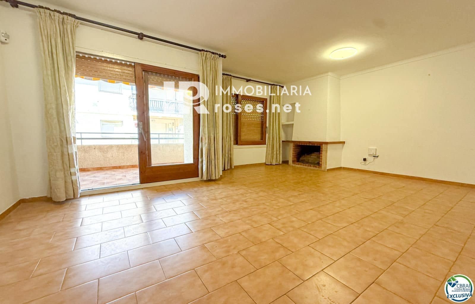 3 soveværelse Lejlighed til salg i Roses - € 209.000 (Ref: 9985230)