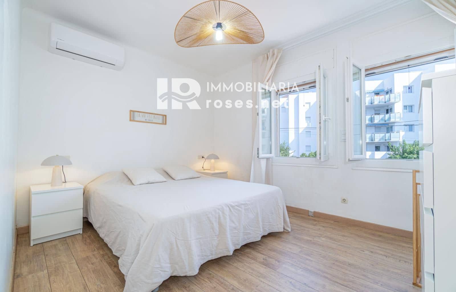 3 sypialnia Willa na sprzedaż w Santa Margarida z basenem garażem - 670 000 € (Ref: 9989866)