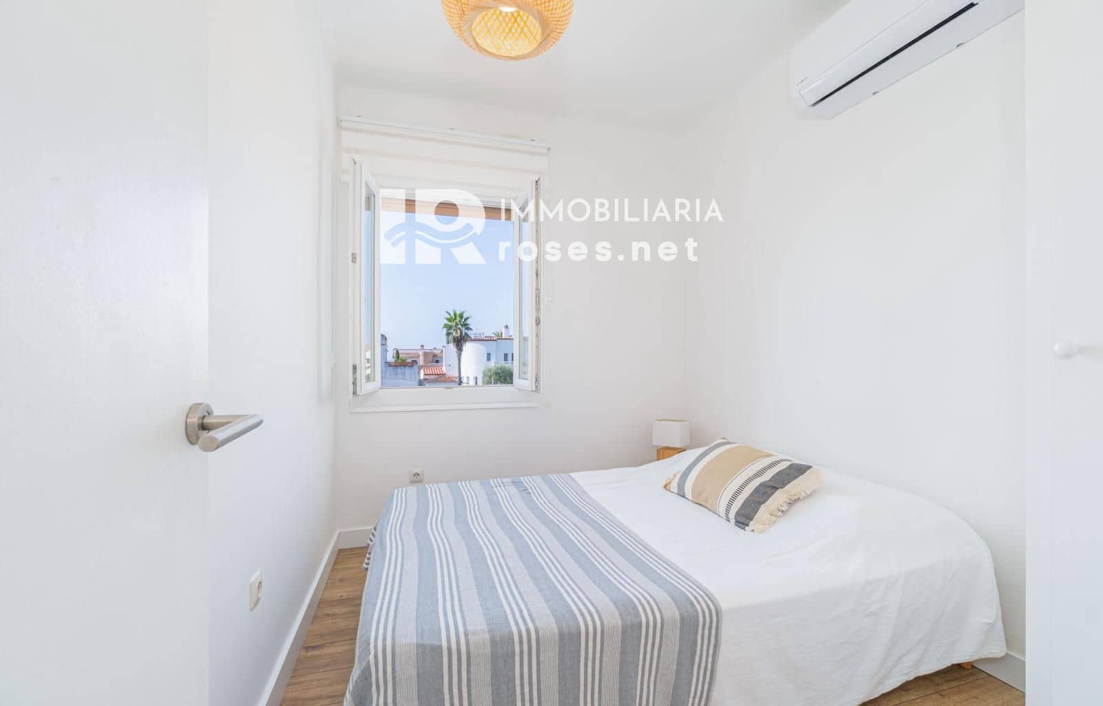 3 sypialnia Willa na sprzedaż w Santa Margarida z basenem garażem - 670 000 € (Ref: 9989866)