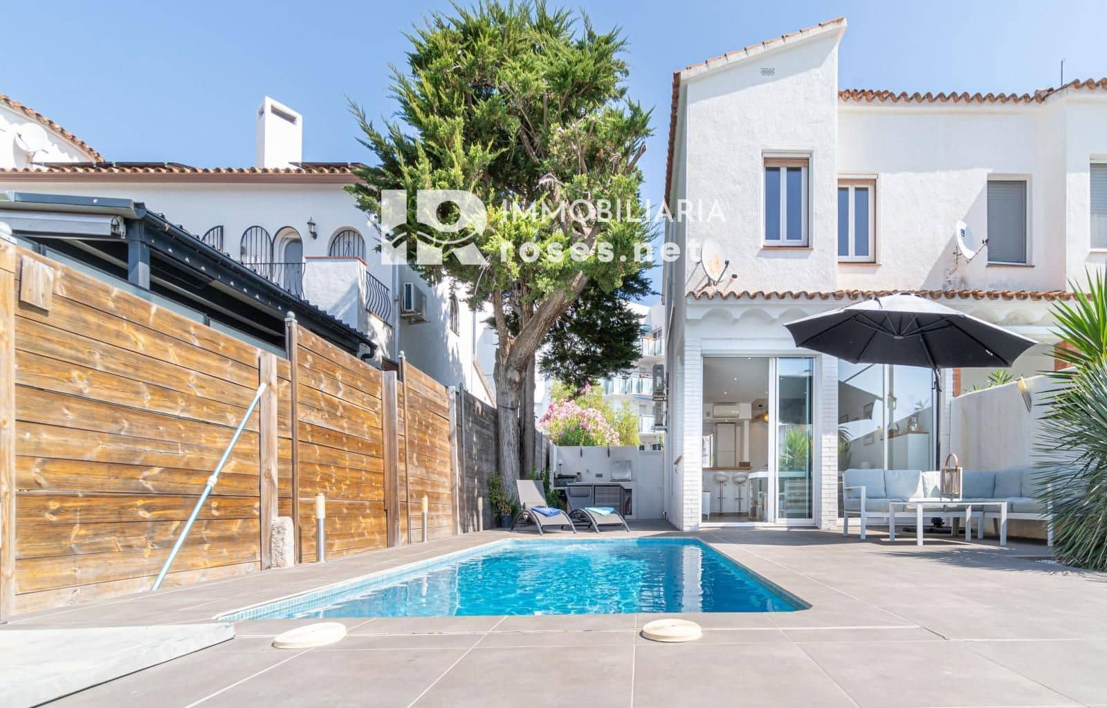 3 sypialnia Willa na sprzedaż w Santa Margarida z basenem garażem - 670 000 € (Ref: 9989866)