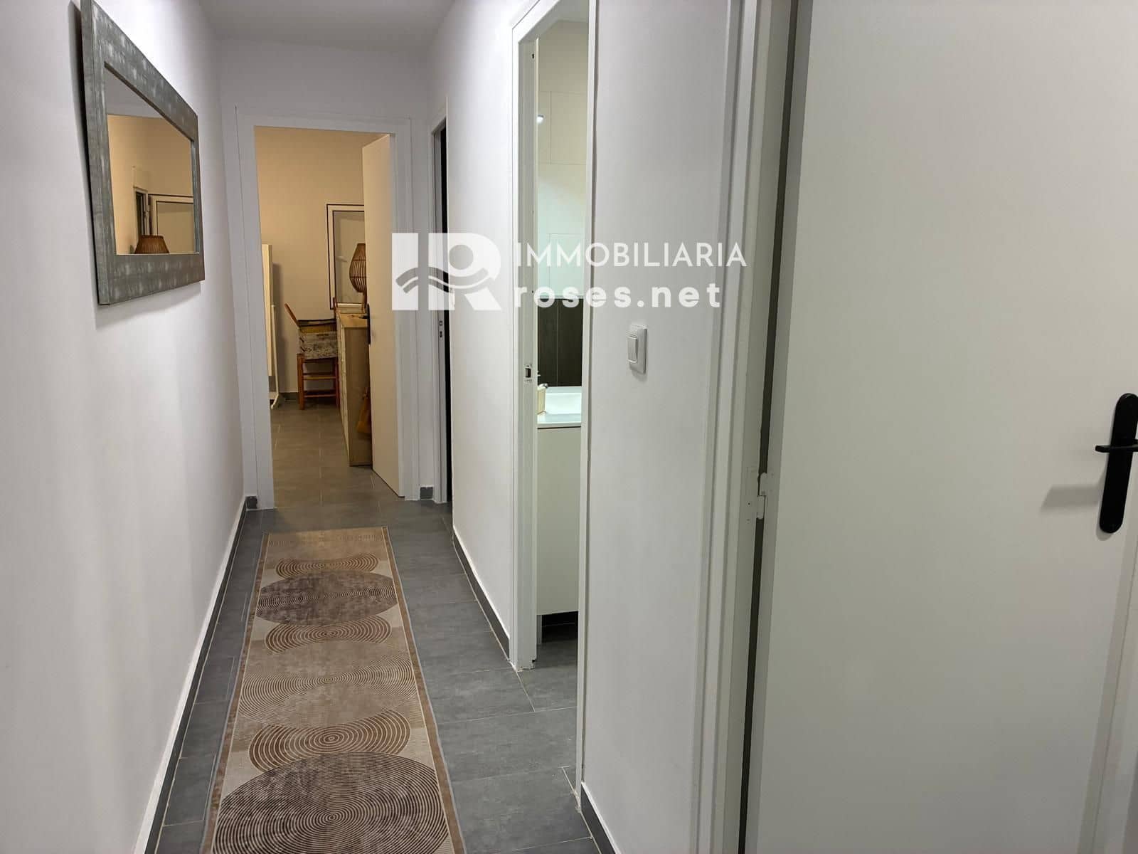 Piso de 3 habitaciones en Roses en venta - 189.000 € (Ref: 9990906)