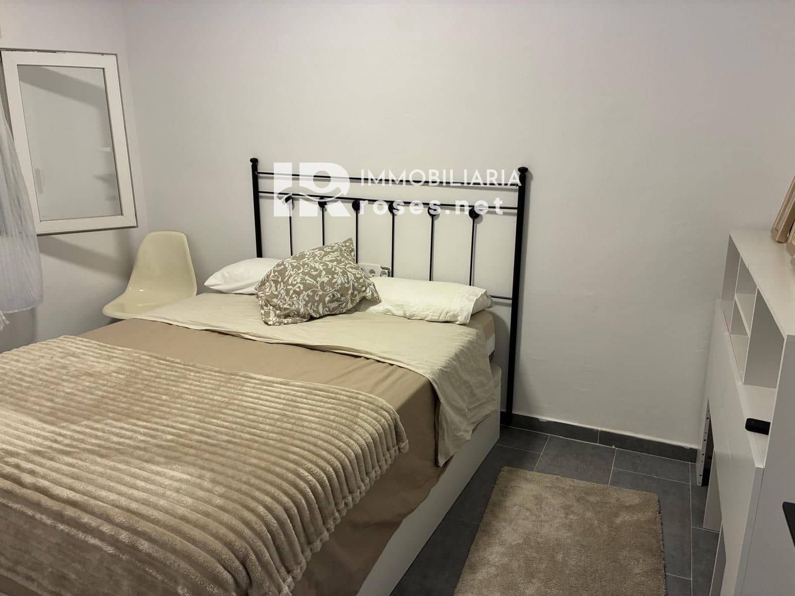 Piso de 3 habitaciones en Roses en venta - 189.000 € (Ref: 9990906)
