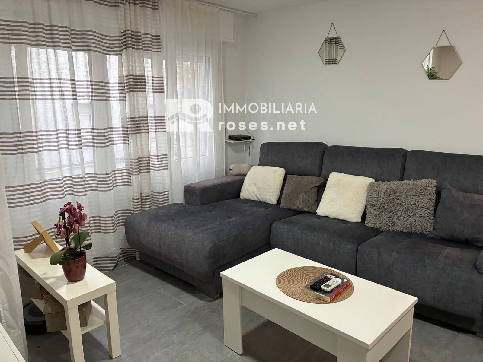 Piso de 3 habitaciones en Roses en venta - 189.000 € (Ref: 9990906)