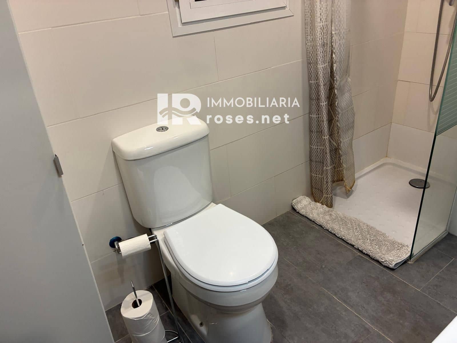 Piso de 3 habitaciones en Roses en venta - 189.000 € (Ref: 9990906)