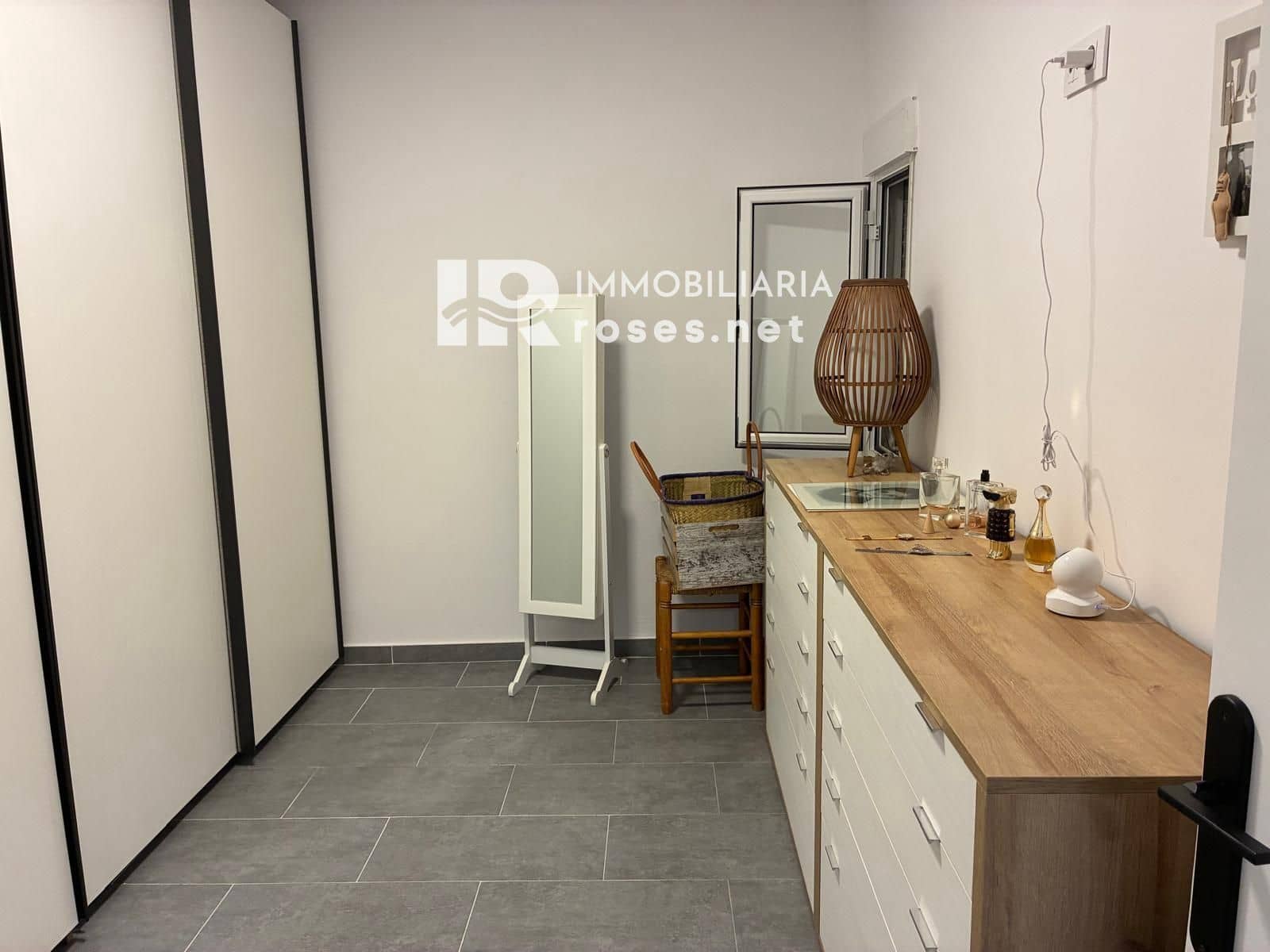 Piso de 3 habitaciones en Roses en venta - 189.000 € (Ref: 9990906)