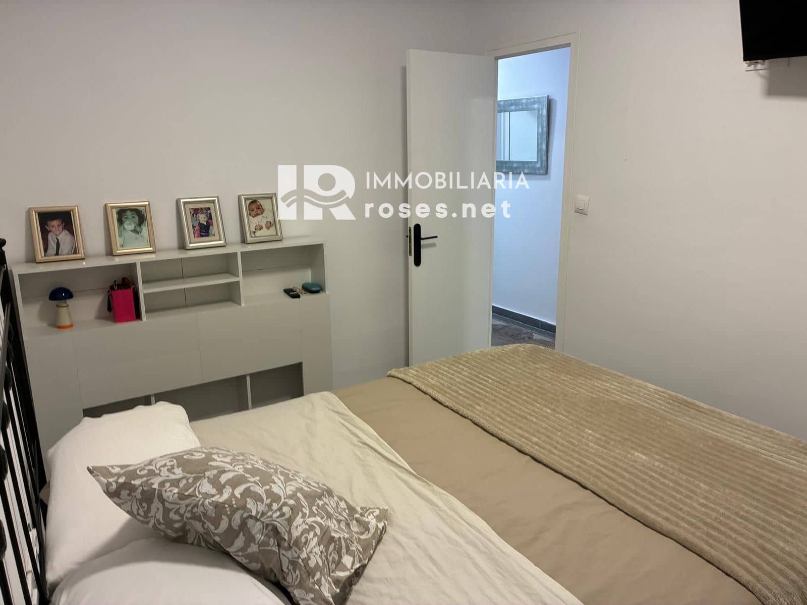 Piso de 3 habitaciones en Roses en venta - 189.000 € (Ref: 9990906)