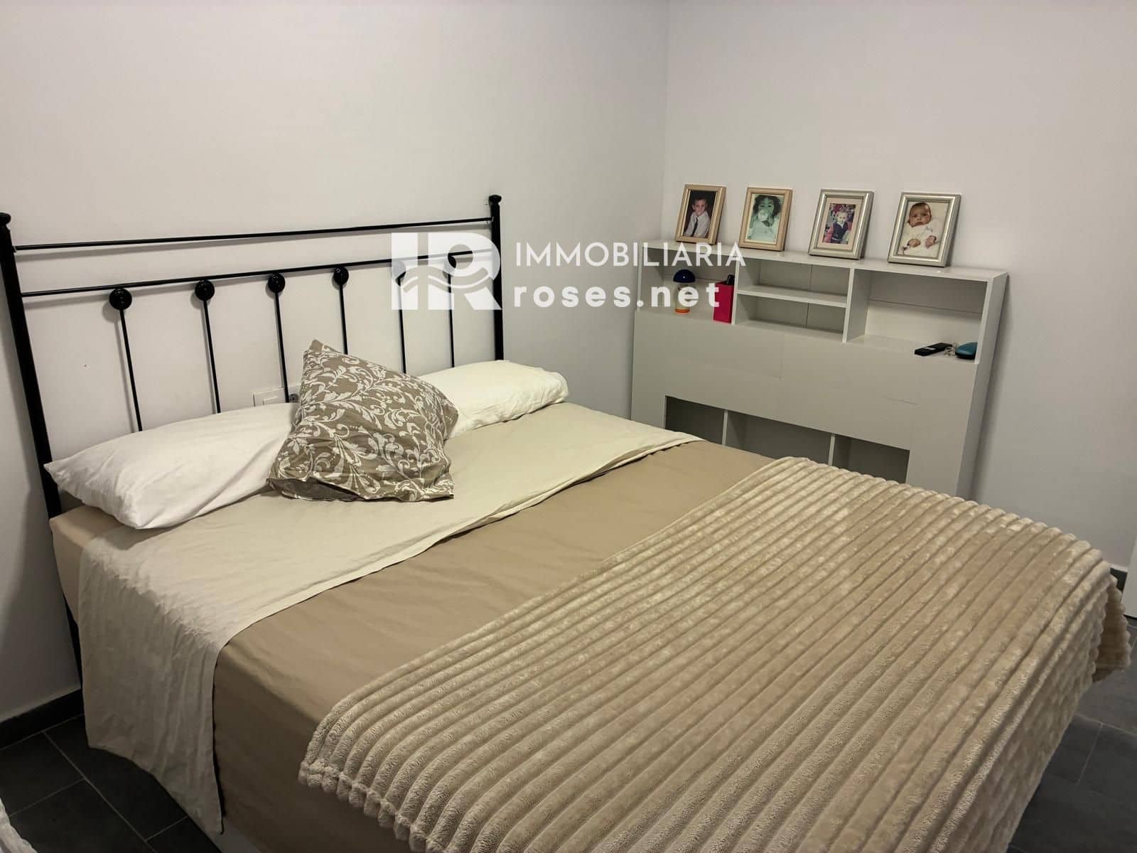 Piso de 3 habitaciones en Roses en venta - 189.000 € (Ref: 9990906)