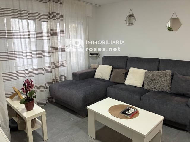 Piso de 3 habitaciones en Roses en venta - 189.000 € (Ref: 9990906)