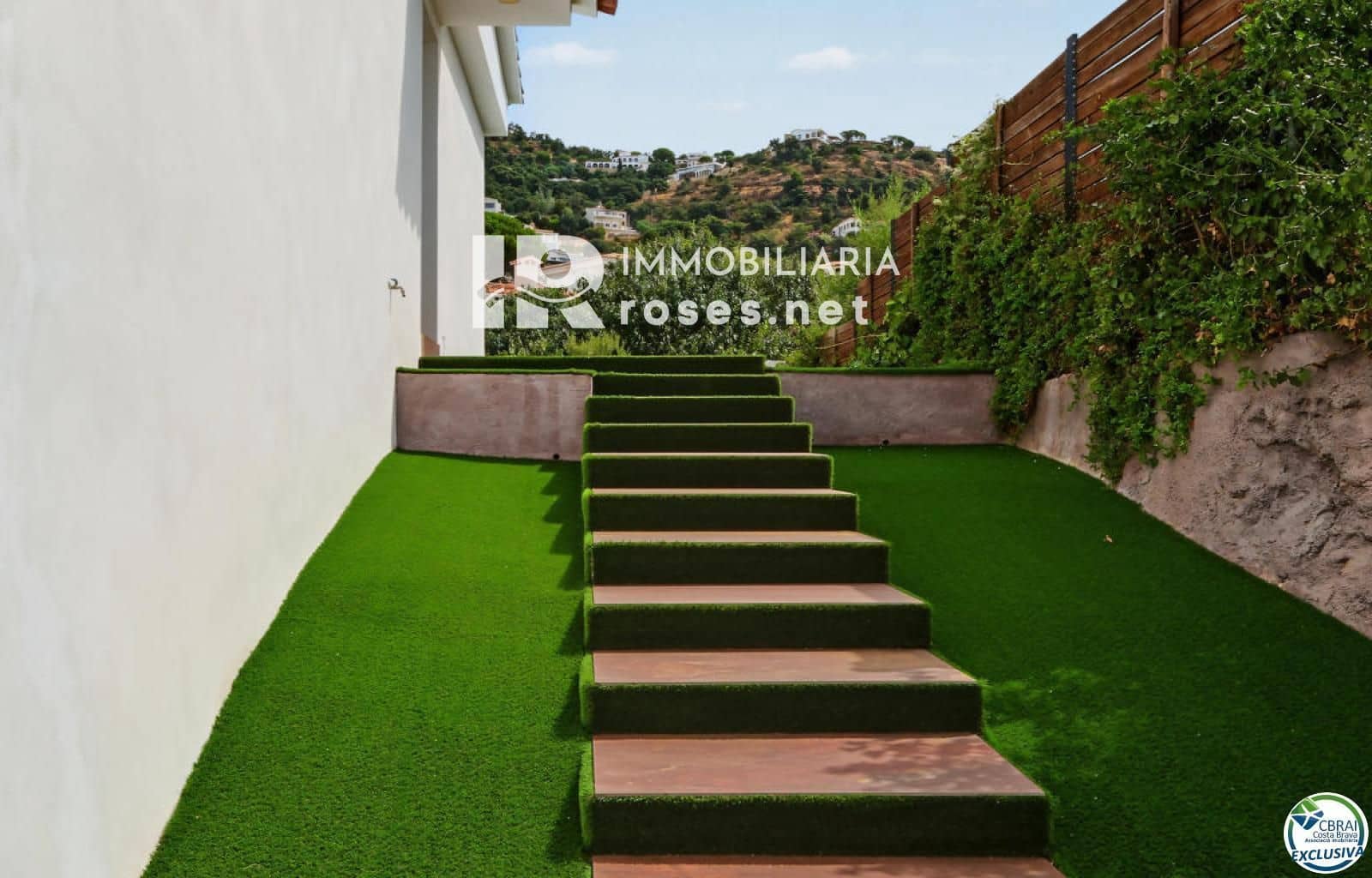 Chalet de 3 habitaciones en El Mas Fumats en venta con piscina garaje - 489.000 € (Ref: 9998972)