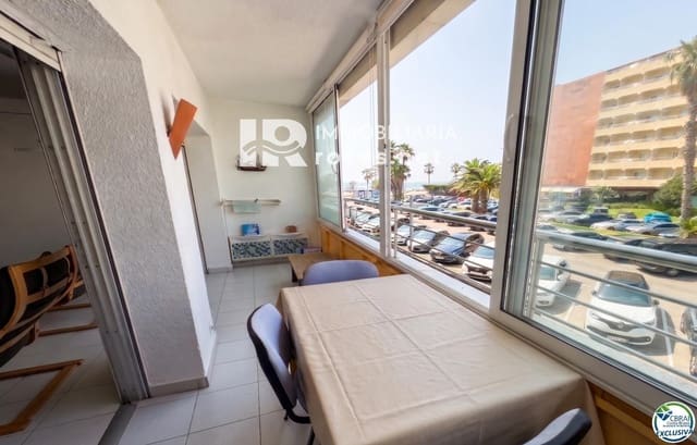 Piso en Santa Margarida, Roses en venta con piscina - 155.000 € (Ref: 9998973)