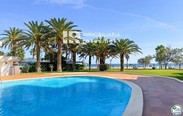 Piso en Santa Margarida, Roses en venta con piscina - 155.000 € (Ref: 9998973)