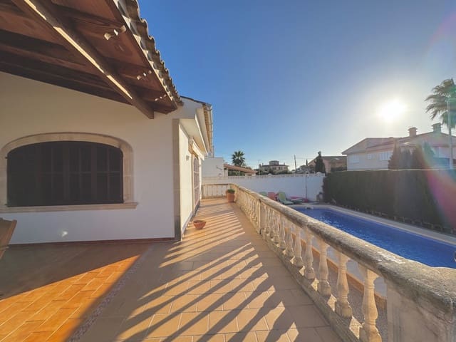 3 slaapkamer Villa te koop in Llucmajor met zwembad garage - € 950.000 (Ref: 8755199)