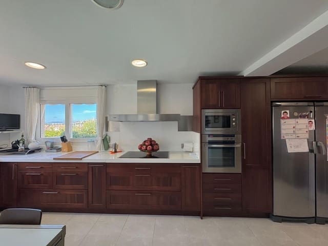 4 bedroom Villa for sale in El Toro / Port Adriano, Calvià with pool garage - € 2,300,000 (Ref: 8827171)