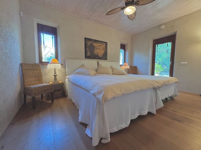 3 slaapkamer Villa te koop in Puigpunyent met zwembad garage - € 1.850.000 (Ref: 8993576)