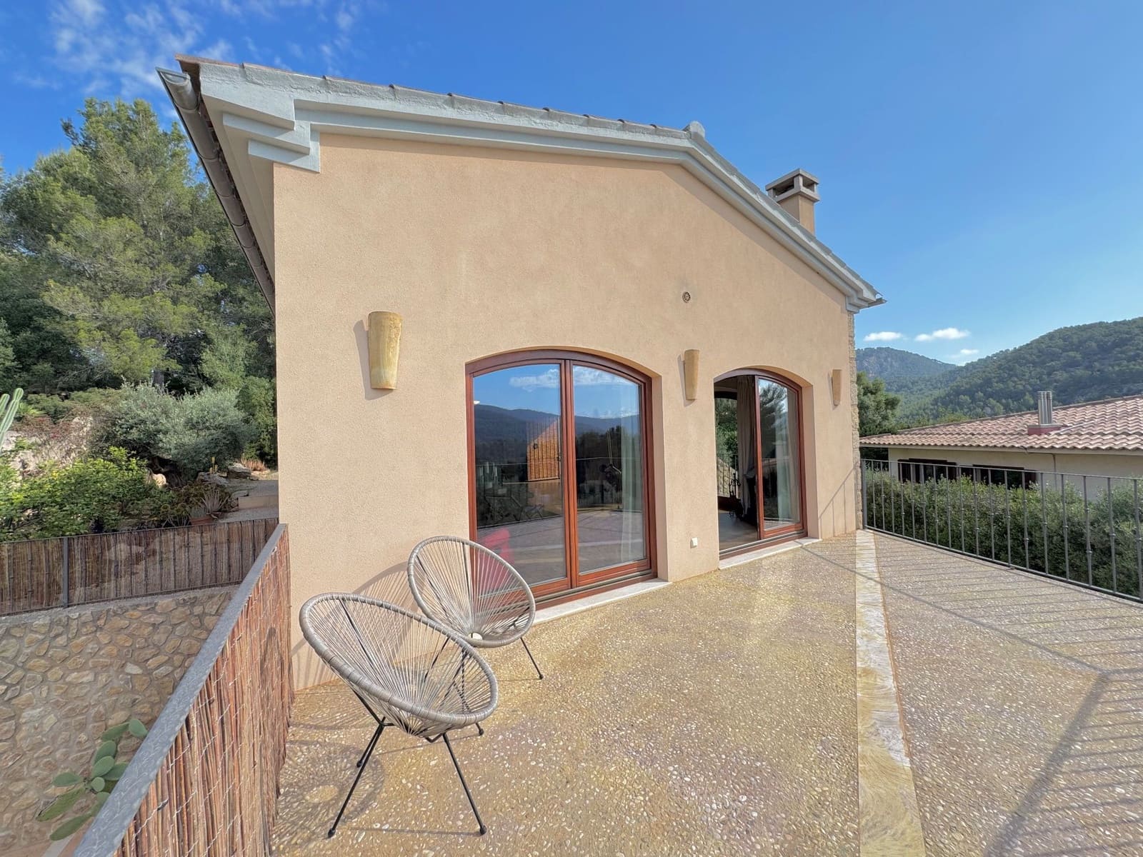 3 soveværelse Villa til salg i Puigpunyent med swimmingpool garage - € 1.850.000 (Ref: 8993576)