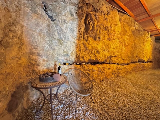 3 slaapkamer Villa te koop in Puigpunyent met zwembad garage - € 1.850.000 (Ref: 8993576)