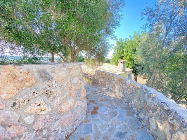 7 bedroom Villa for sale in Costitx with garage - € 600,000 (Ref: 9034252)