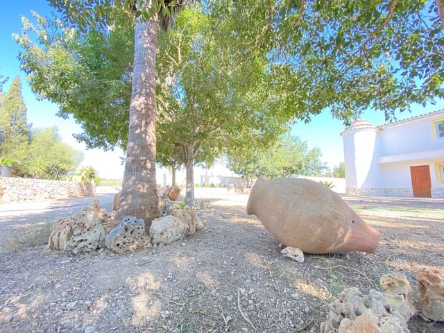 7 bedroom Villa for sale in Costitx with garage - € 600,000 (Ref: 9034252)