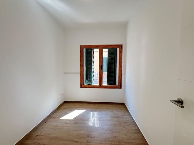 4 bedroom Townhouse for sale in Santa Eugènia with pool - € 565,000 (Ref: 9190860)