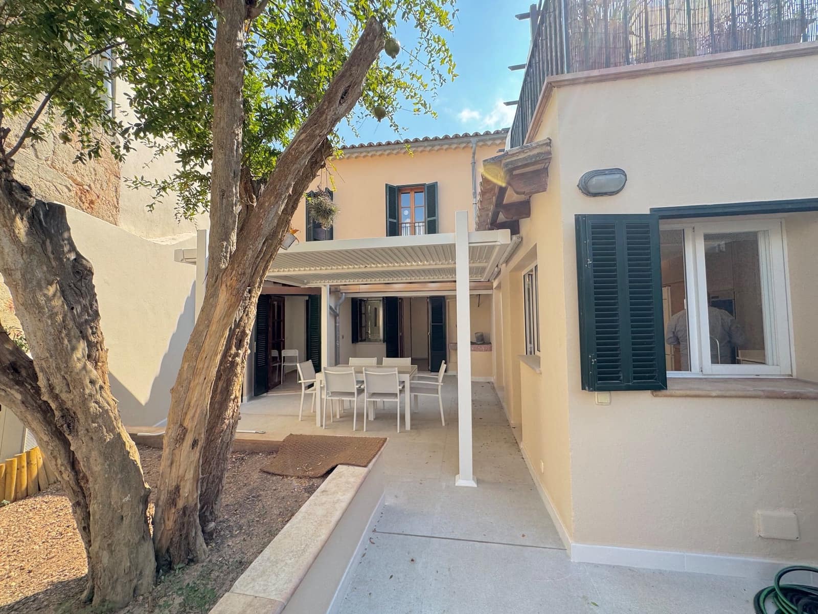 4 soveværelse Byhus til salg i Santa Eugenia med swimmingpool - € 565.000 (Ref: 9190860)