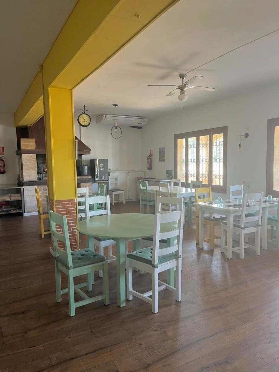 Erhverv til salg i Algaida - € 45.000 (Ref: 9212537)