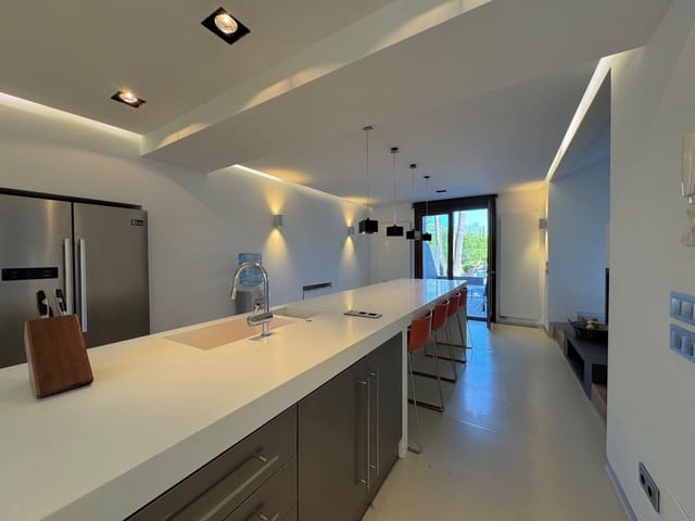 3 sovrum Villa att hyra i Palma de Mallorca med garage - 3 950 € (Ref: 9247948)