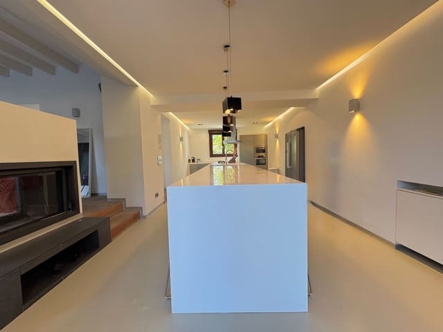 3 sovrum Villa att hyra i Palma de Mallorca med garage - 3 950 € (Ref: 9247948)