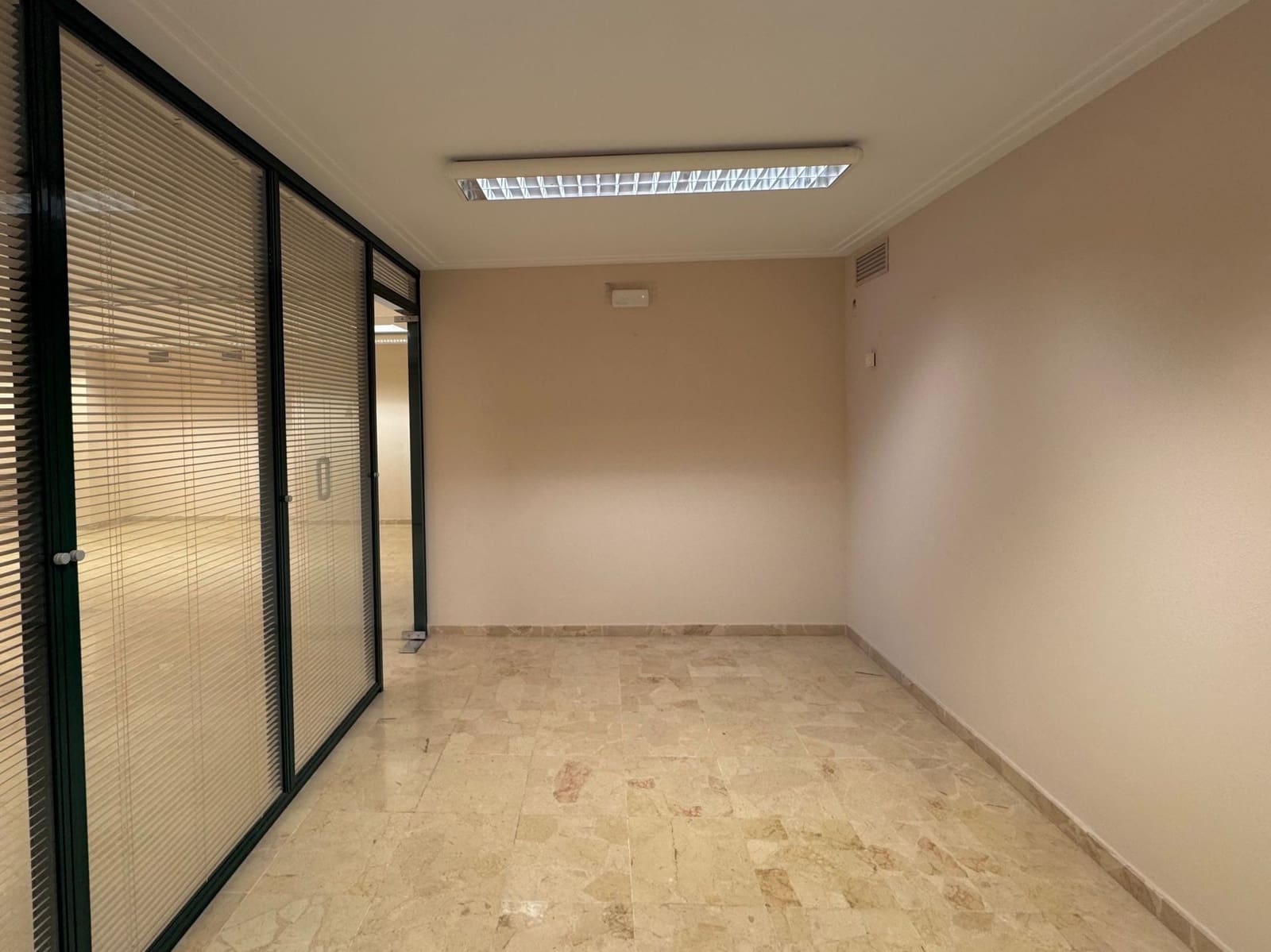 Kaupallinen vuokrattavana paikassa Palma de Mallorca - 4 000 € (Ref: 9281069)