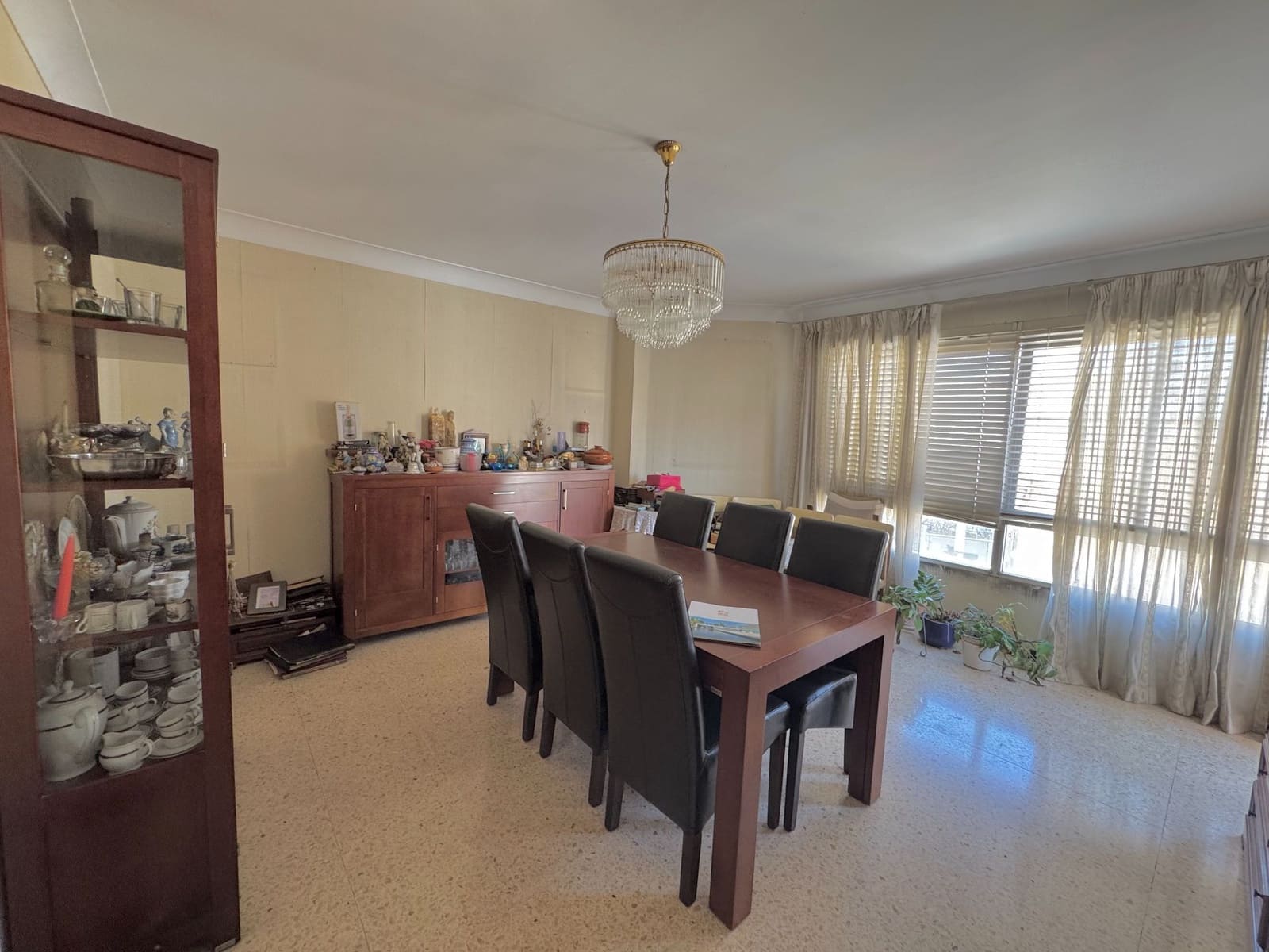 3 bedroom Flat for sale in Palma de Mallorca - € 295,000 (Ref: 9294190)